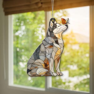 Husky Suncatcher with Butterfly, Stained Glass Dog Window Hanging, Nordic Dog Decor, Pet Lover Gift, Sun Catcher Ornament